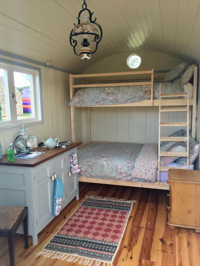 Bluebell Lane Glamping 호텔 뉴리 외부 사진